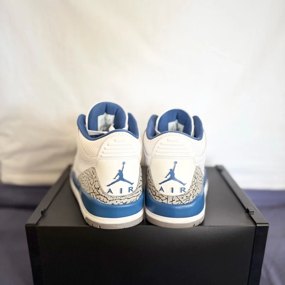 AUTHENTIC Jordan 3 Retro Wizards size 10 CT8532-148 2023 PRE-OWNED - Picture 3 of 8